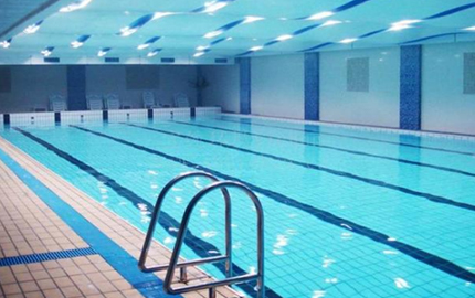 Swimming pool of Longhu linxiwan private villa in Zhengzhou