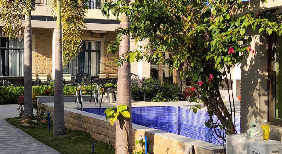 AQUA: A Villa Swimming Pool in Wanning City