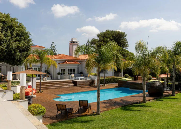 Complete Swimming Pool Fitting Solutions for You